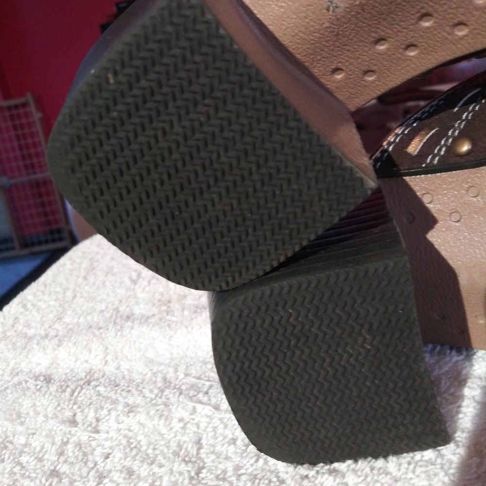MULE SHOES - Picture 4 of 5